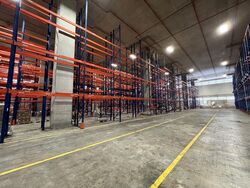 Jalan Buroh (D22), Warehouse #578704541